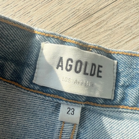 aritzia agolde dee shorts - size 23 (best fits size 24 or 25 / size XS), blue - Picture 4 of 7